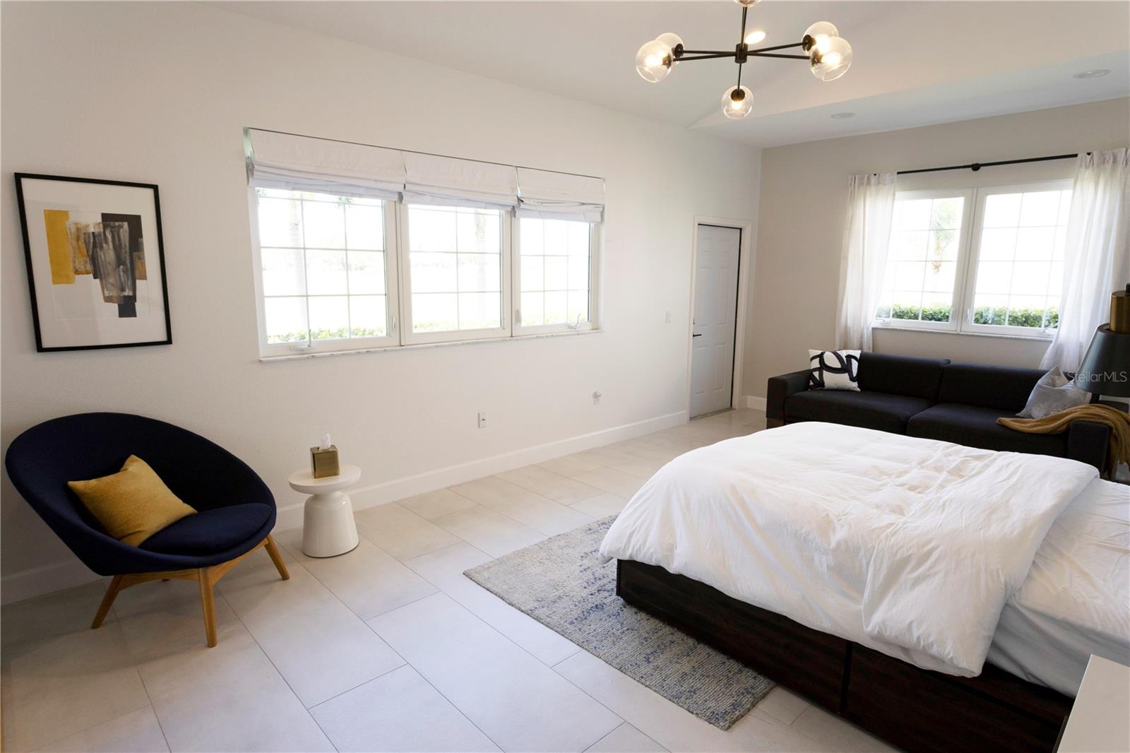 Image 14 of 25 For 7250 Alicante Drive 5