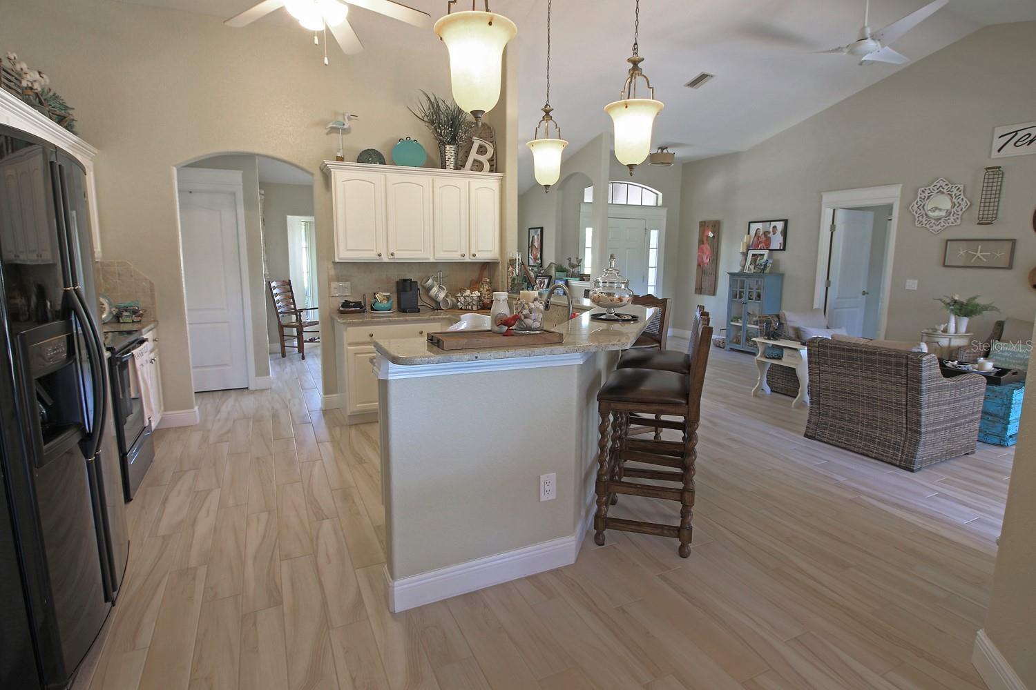 Image 20 of 70 For 1372 Vendome Terrace