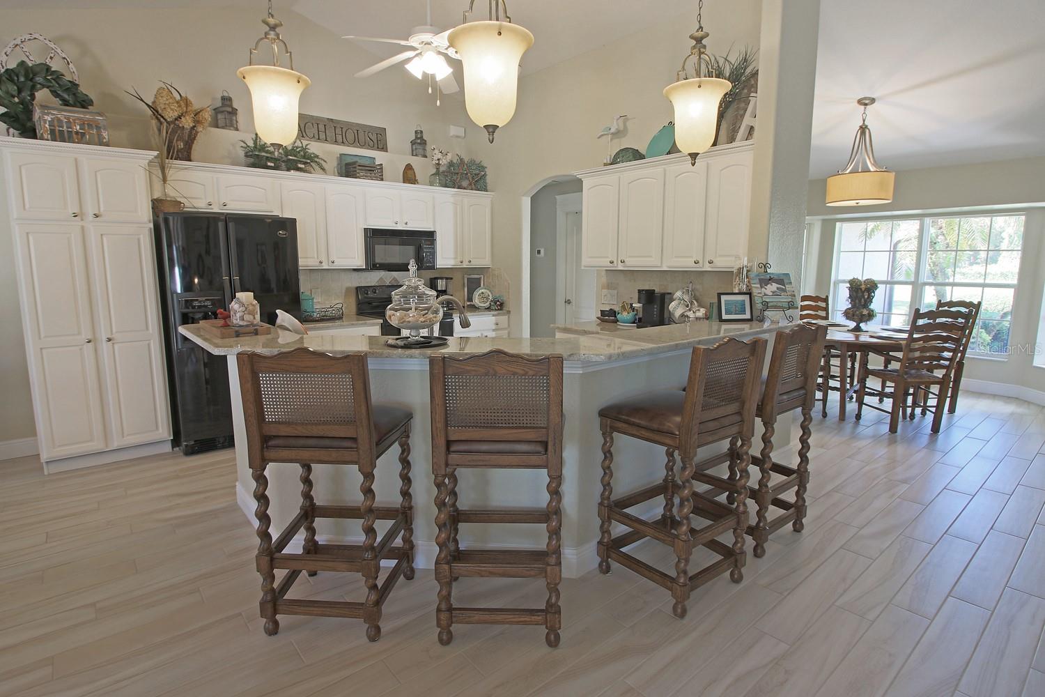 Image 21 of 70 For 1372 Vendome Terrace