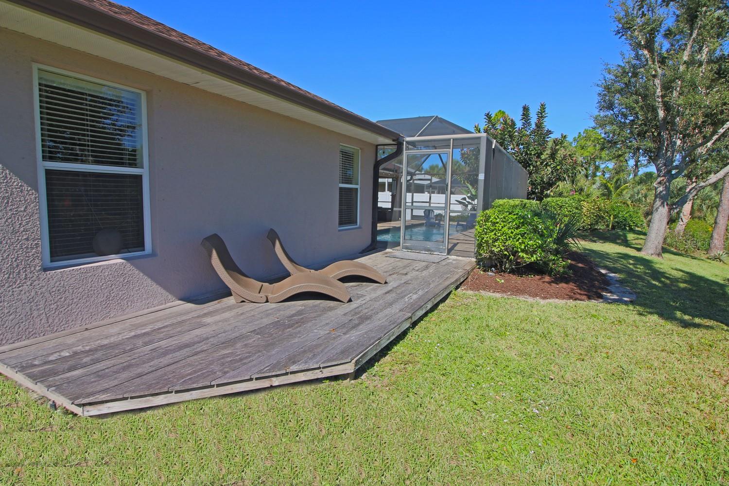 Image 49 of 70 For 1372 Vendome Terrace