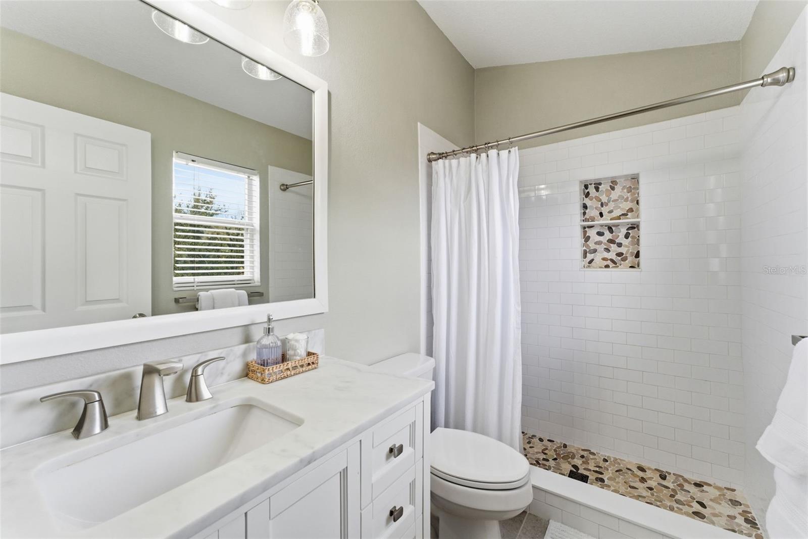 Image 25 of 32 For 6221 Flagfish Court 105