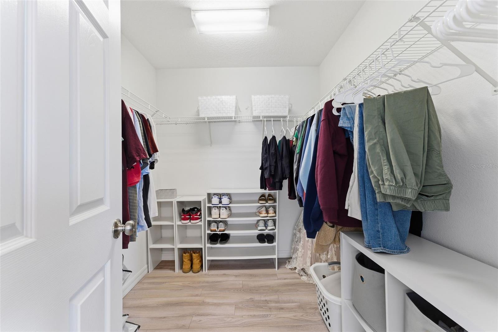 Image 26 of 32 For 6221 Flagfish Court 105