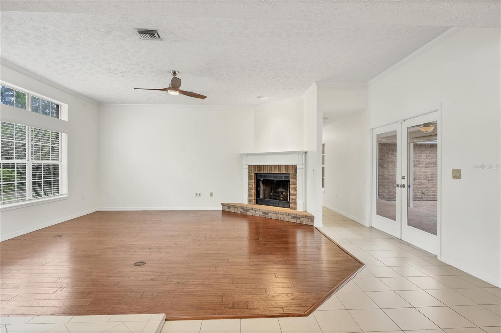 Image 14 of 59 For 1102 134th Street E