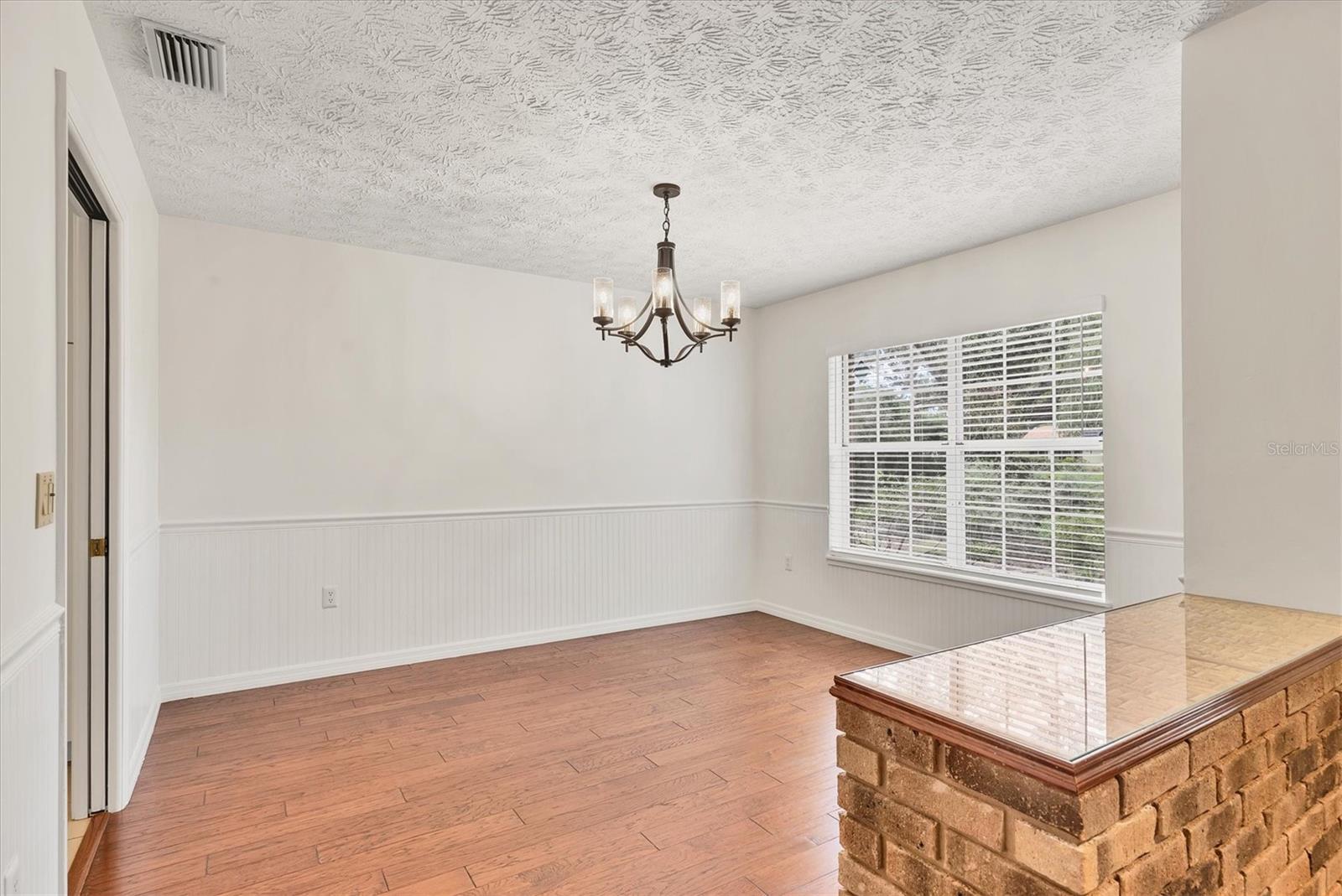 Image 23 of 59 For 1102 134th Street E