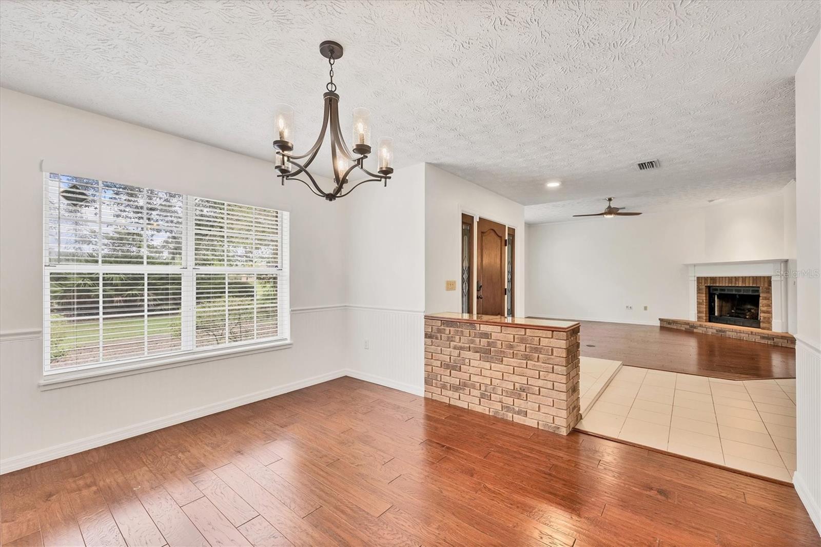 Image 26 of 59 For 1102 134th Street E