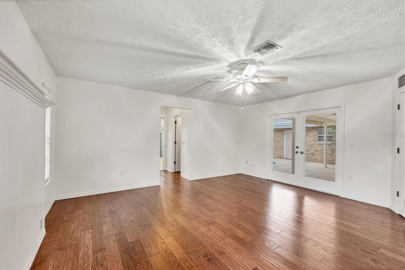 Image 29 of 59 For 1102 134th Street E