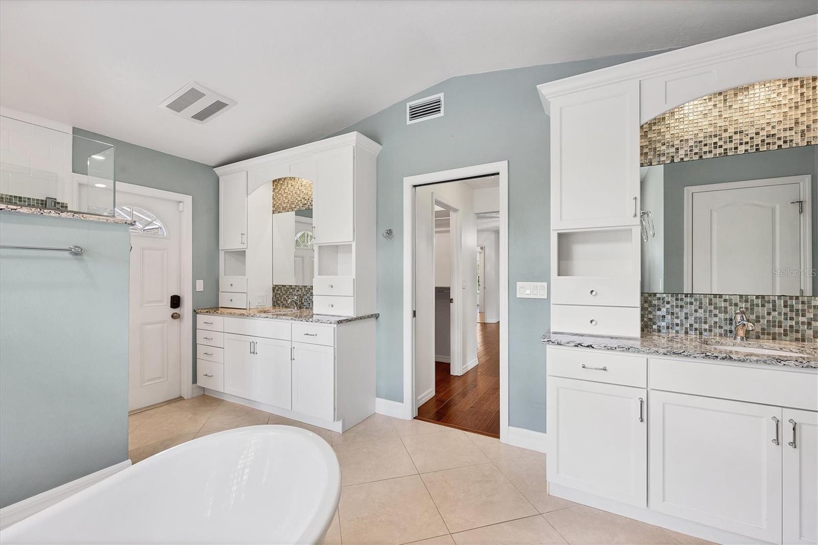 Image 36 of 59 For 1102 134th Street E