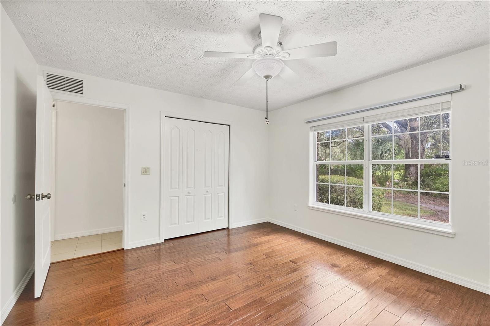 Image 42 of 59 For 1102 134th Street E