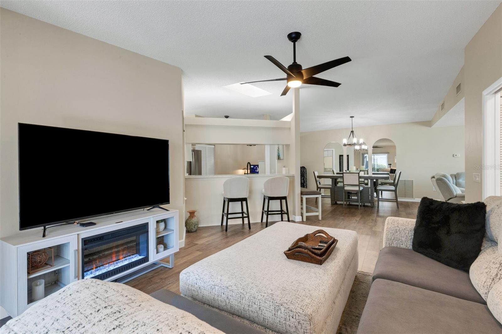 Image 15 of 50 For 5621 Garden Lakes Palm