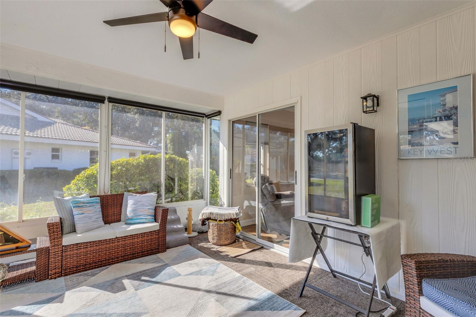 Image 37 of 50 For 5621 Garden Lakes Palm