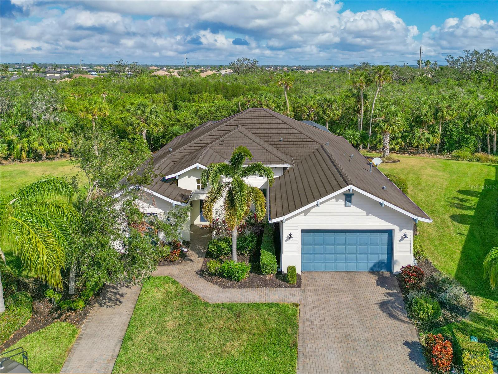 Details for 931 Mangrove Edge Court, BRADENTON, FL 34208