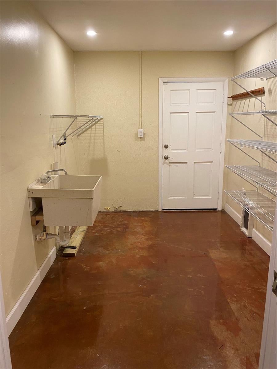 Image 15 of 20 For 2133 Bougainvillea Street