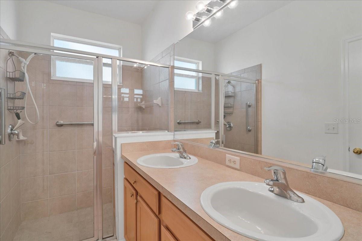 Image 19 of 35 For 4181 Lenox Boulevard