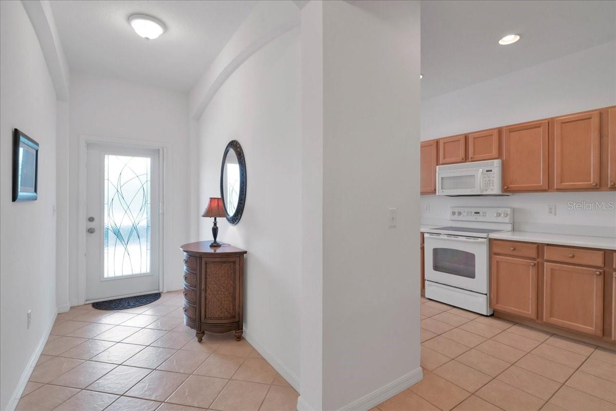 Image 5 of 35 For 4181 Lenox Boulevard