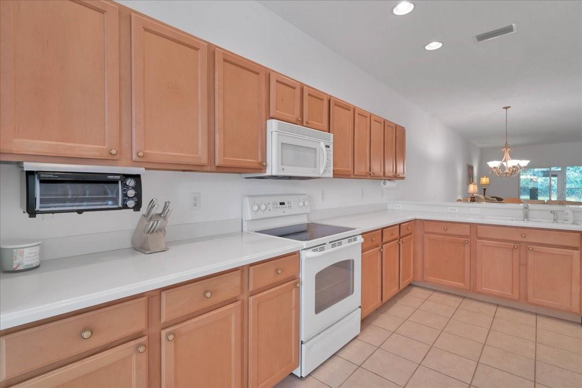 Image 9 of 35 For 4181 Lenox Boulevard