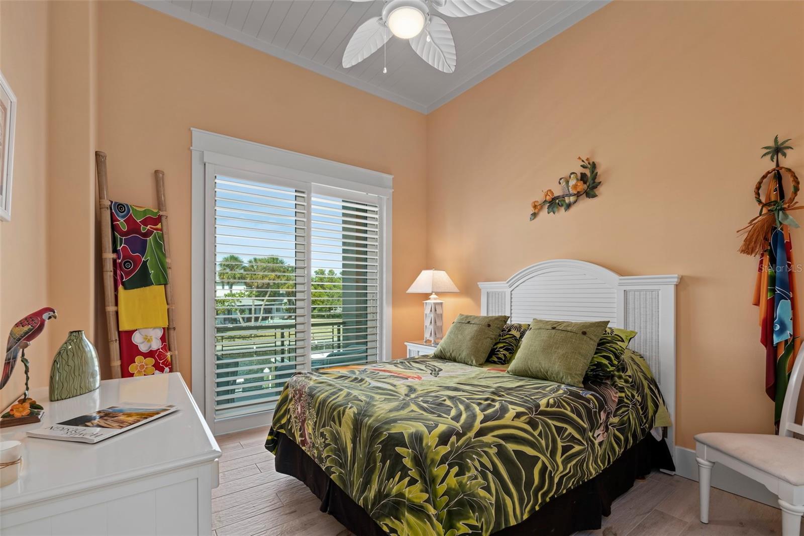 Image 36 of 70 For 242 Oak Avenue