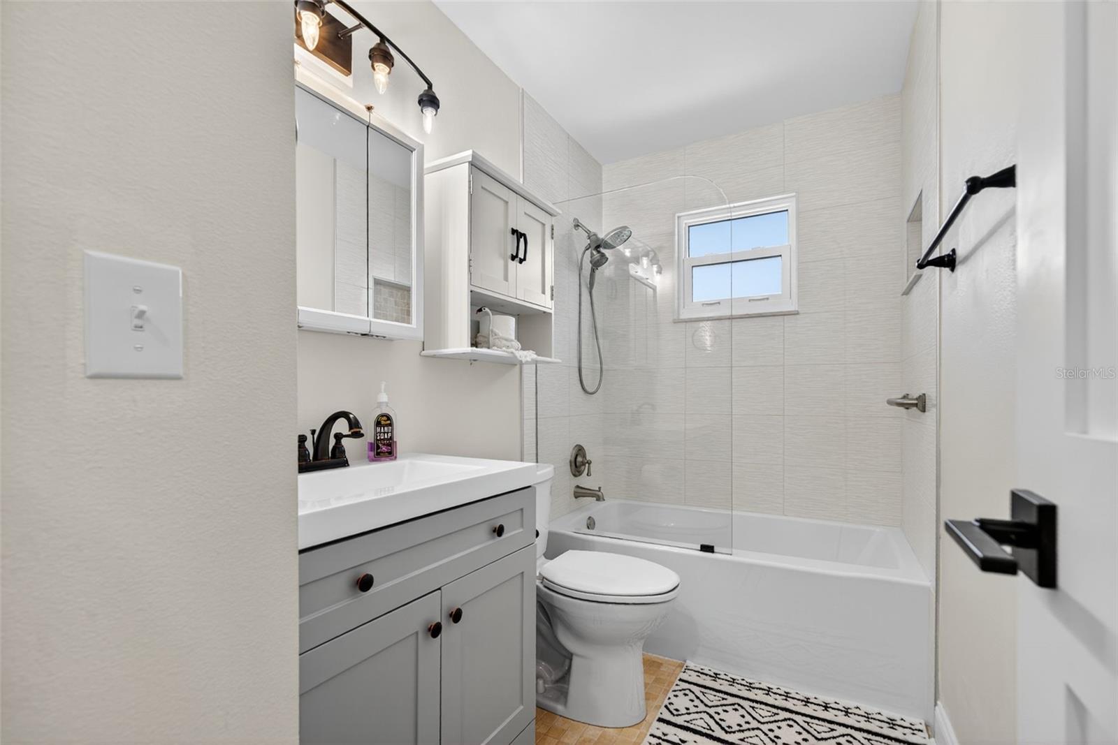 Image 24 of 80 For 2915 Avenue C