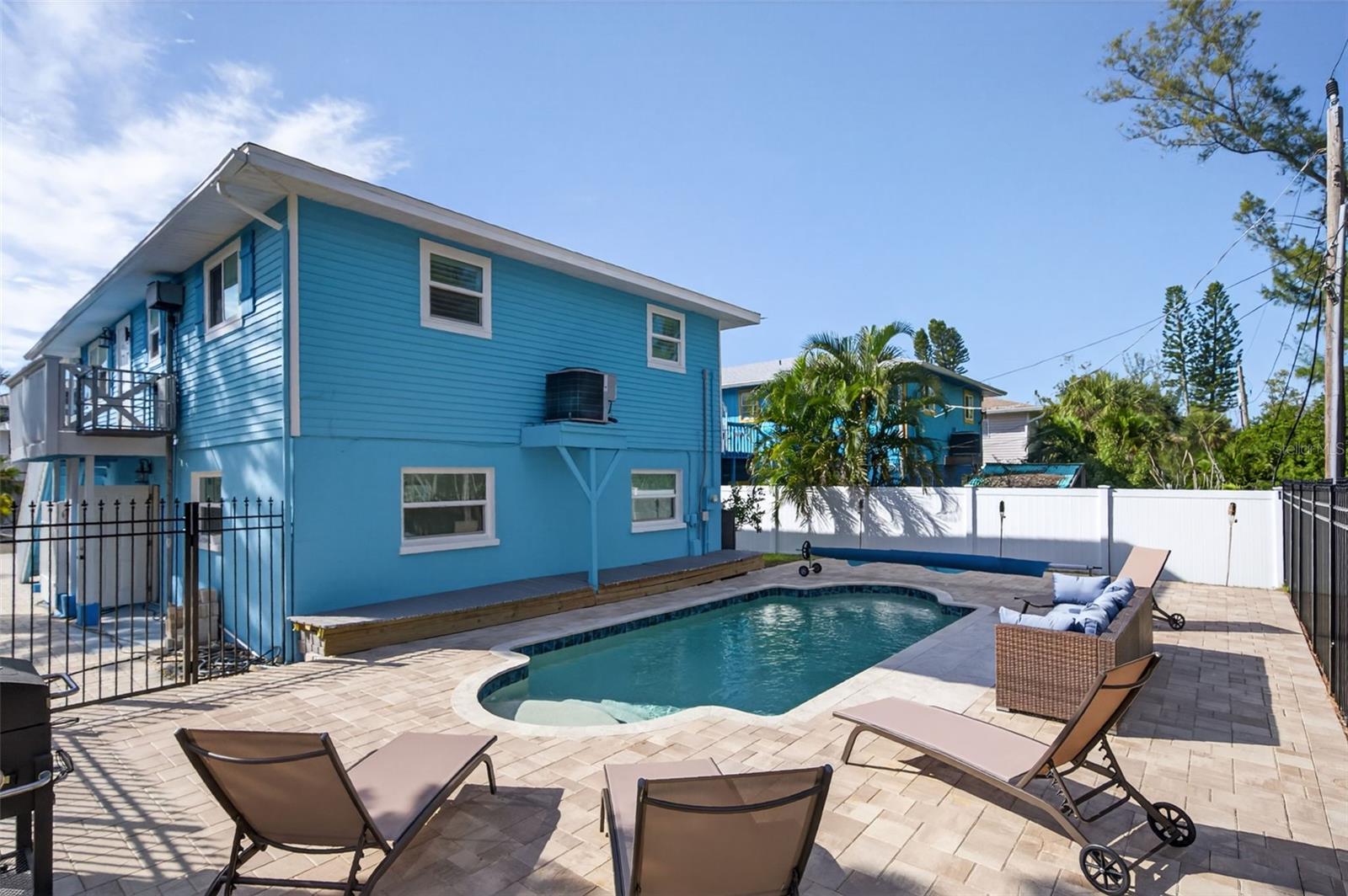 Image 39 of 80 For 2915 Avenue C