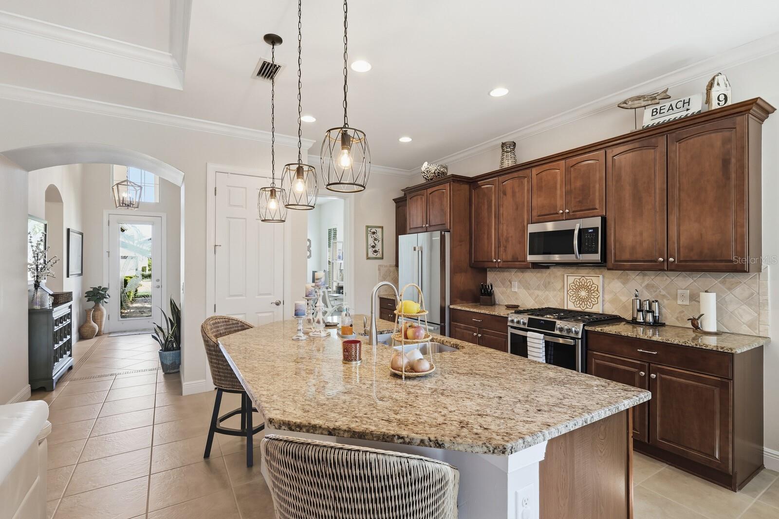 Image 14 of 89 For 1250 Tidewater Court