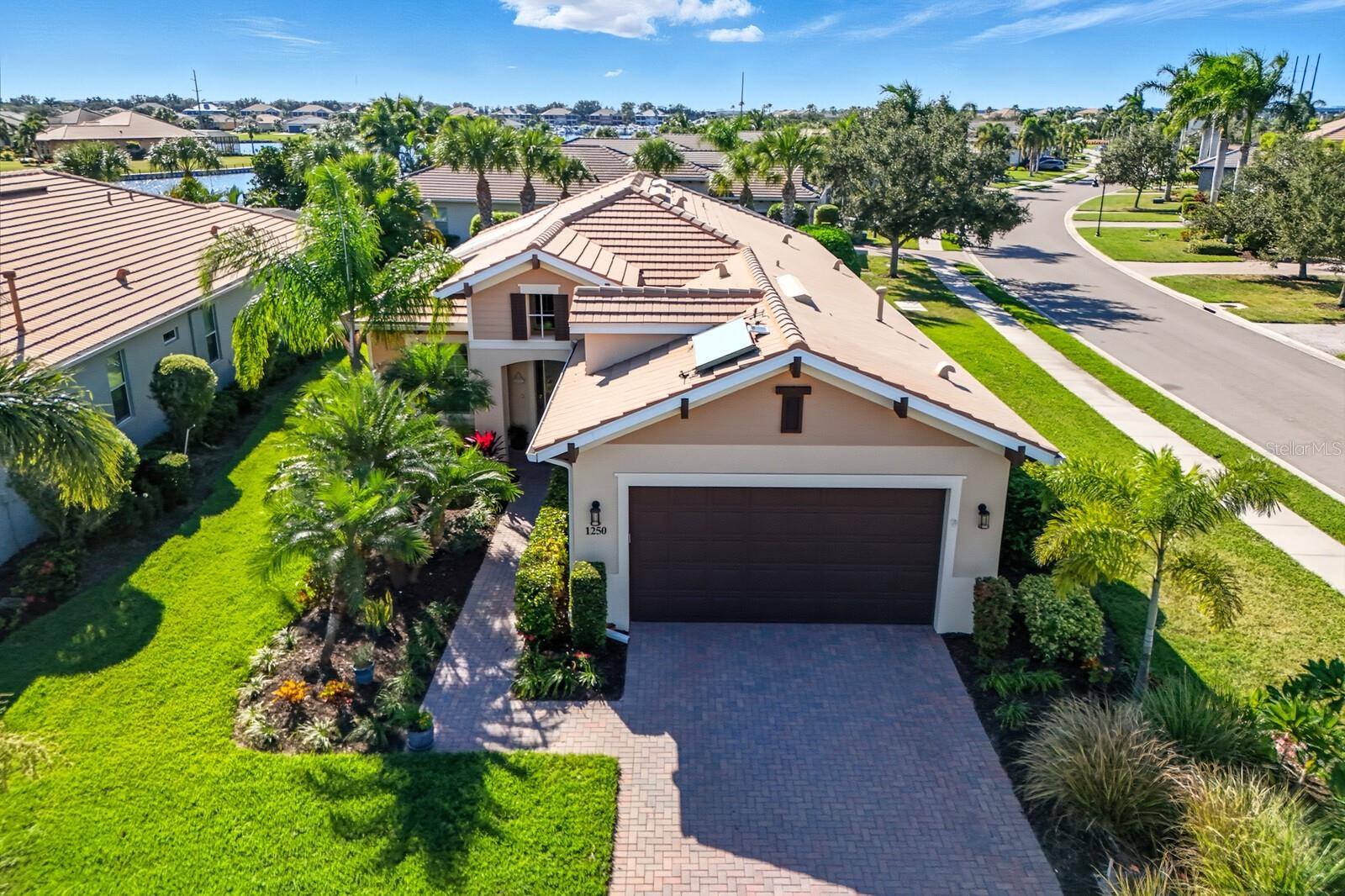 Image 5 of 89 For 1250 Tidewater Court