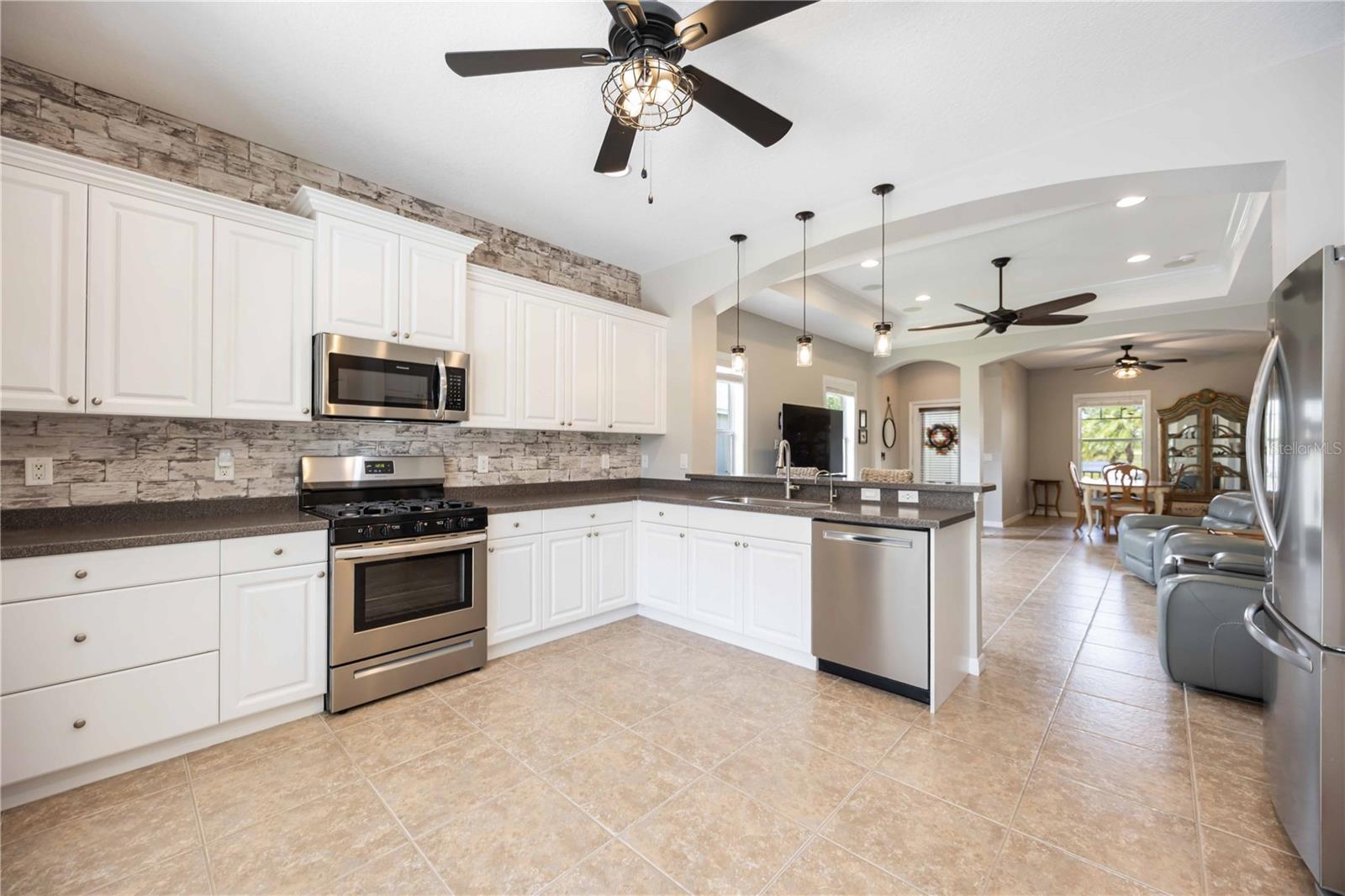 Image 15 of 57 For 11244 White Rock Terrace