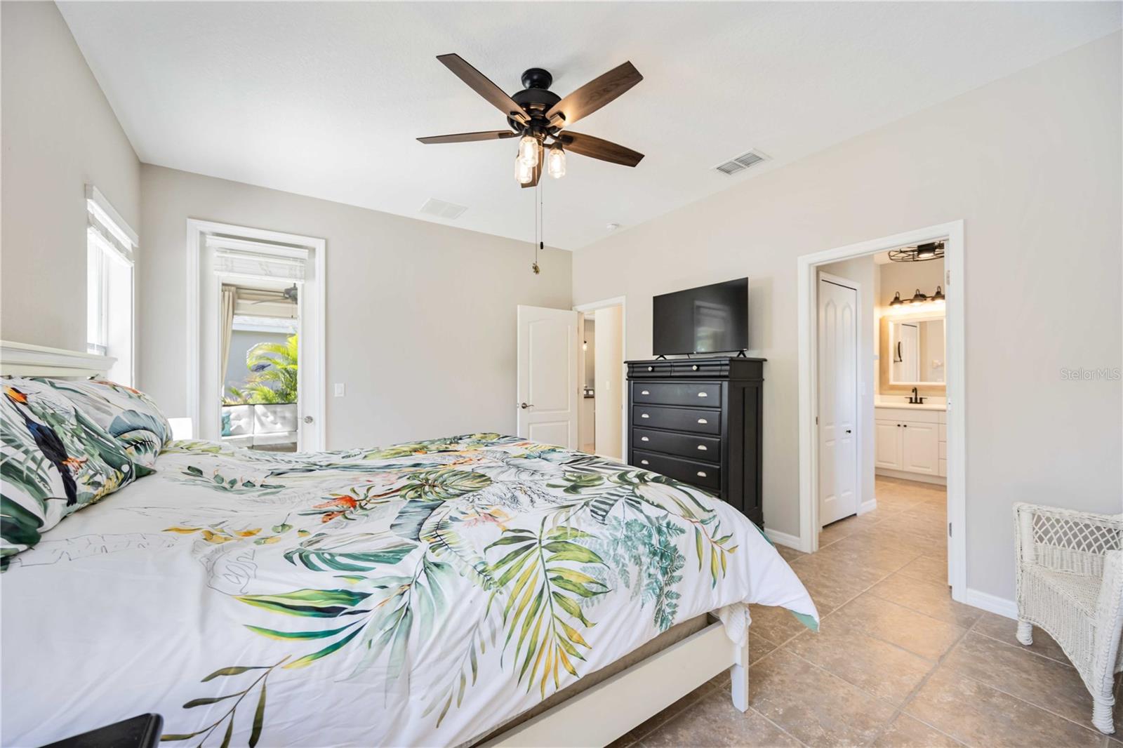 Image 18 of 57 For 11244 White Rock Terrace