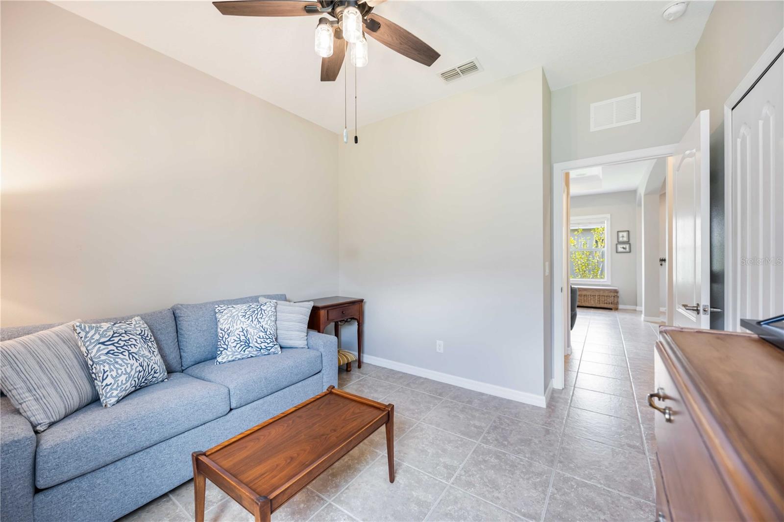 Image 22 of 57 For 11244 White Rock Terrace