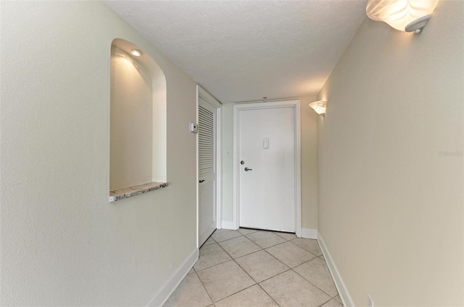 Image 8 of 53 For 435 Gulfstream Avenue 703