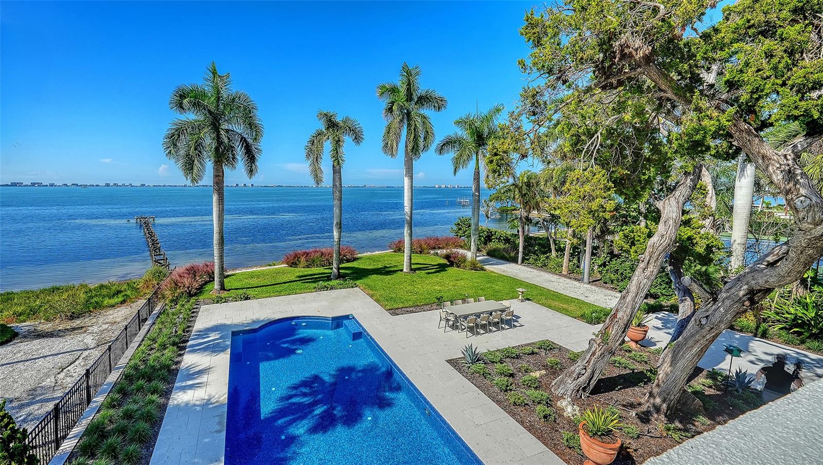 Image 16 of 67 For 4311 Bay Shore Road