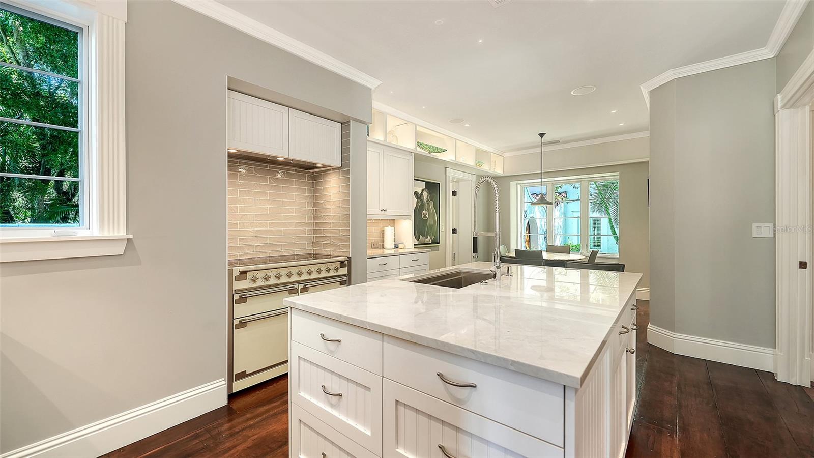 Image 23 of 67 For 4311 Bay Shore Road