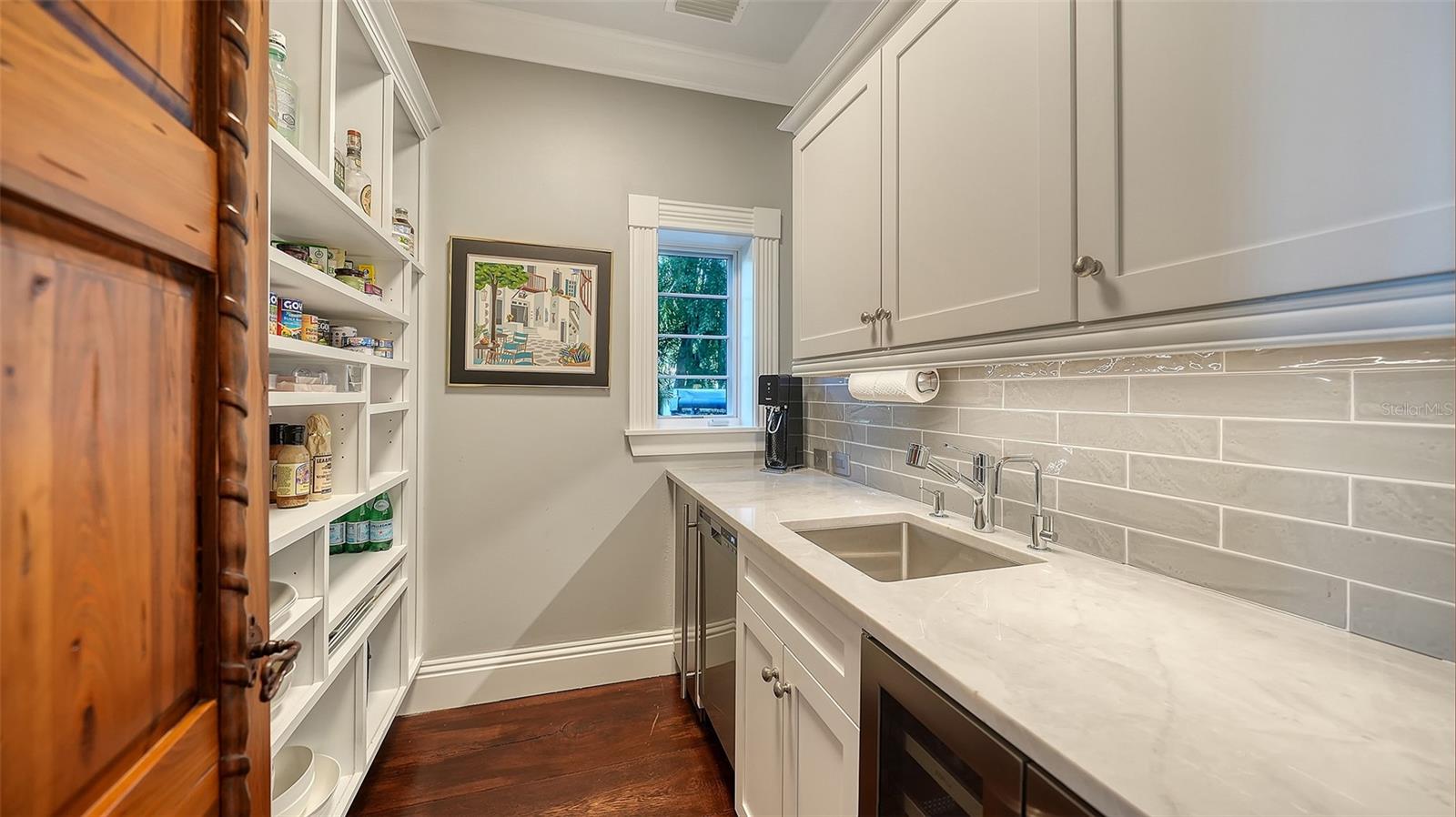 Image 24 of 67 For 4311 Bay Shore Road