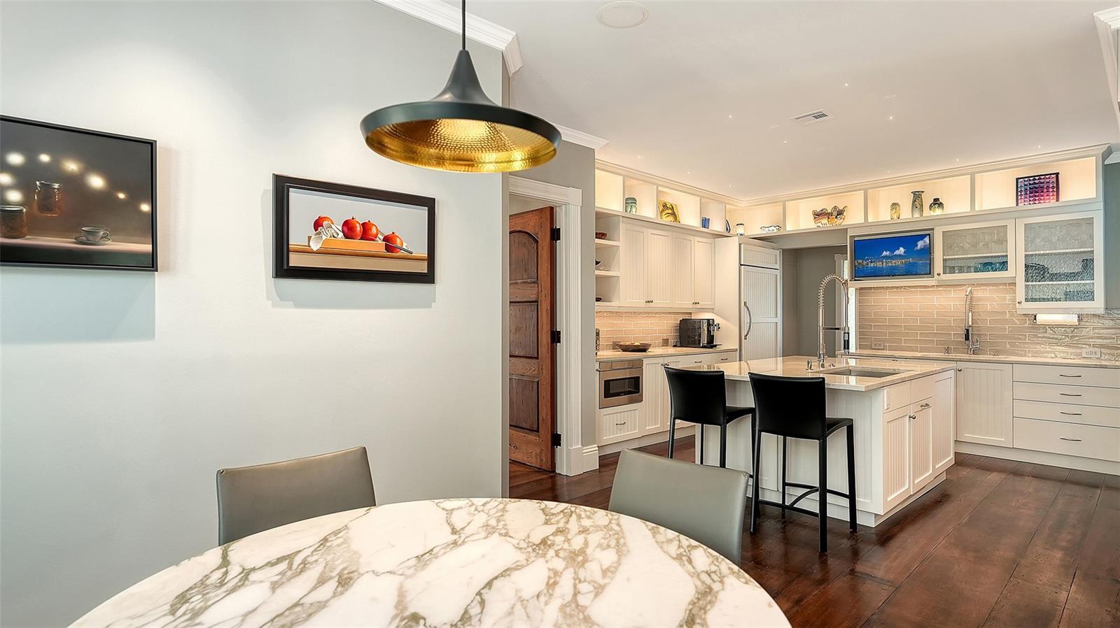 Image 26 of 67 For 4311 Bay Shore Road