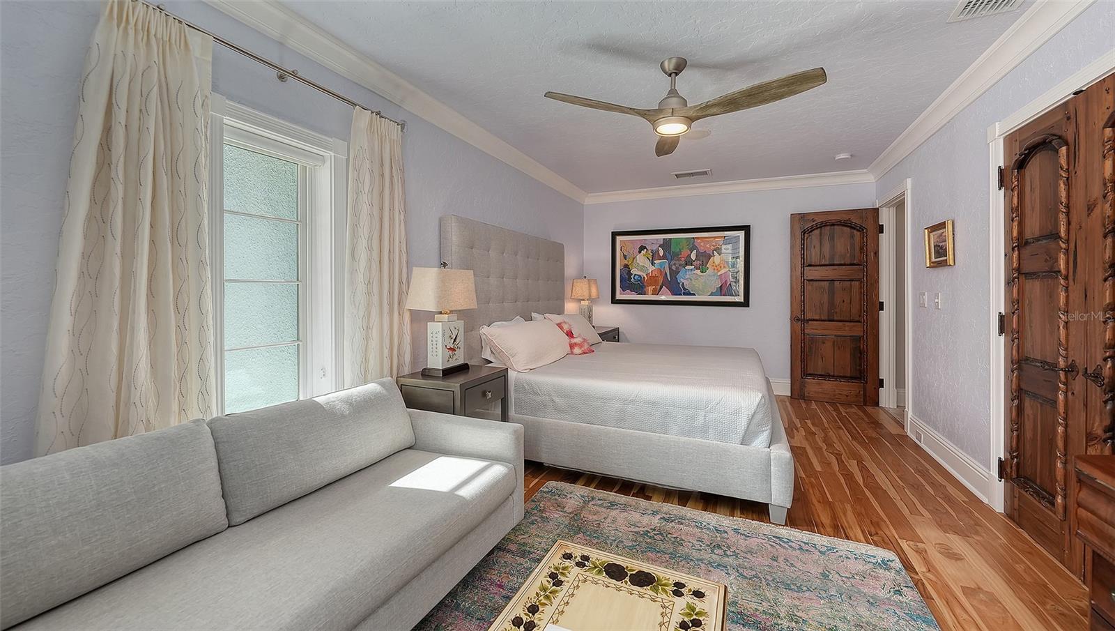 Image 34 of 67 For 4311 Bay Shore Road