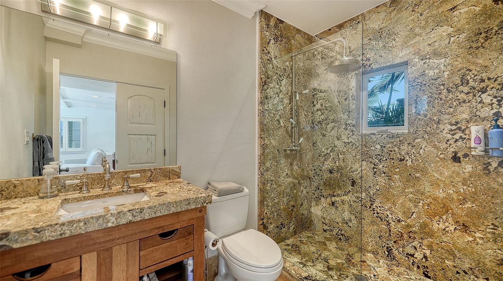 Image 44 of 67 For 4311 Bay Shore Road