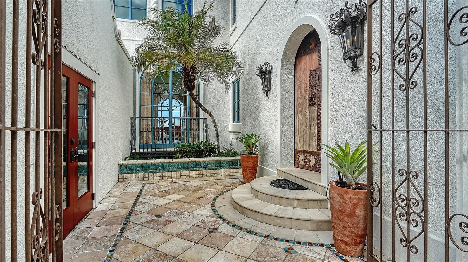 Image 5 of 67 For 4311 Bay Shore Road