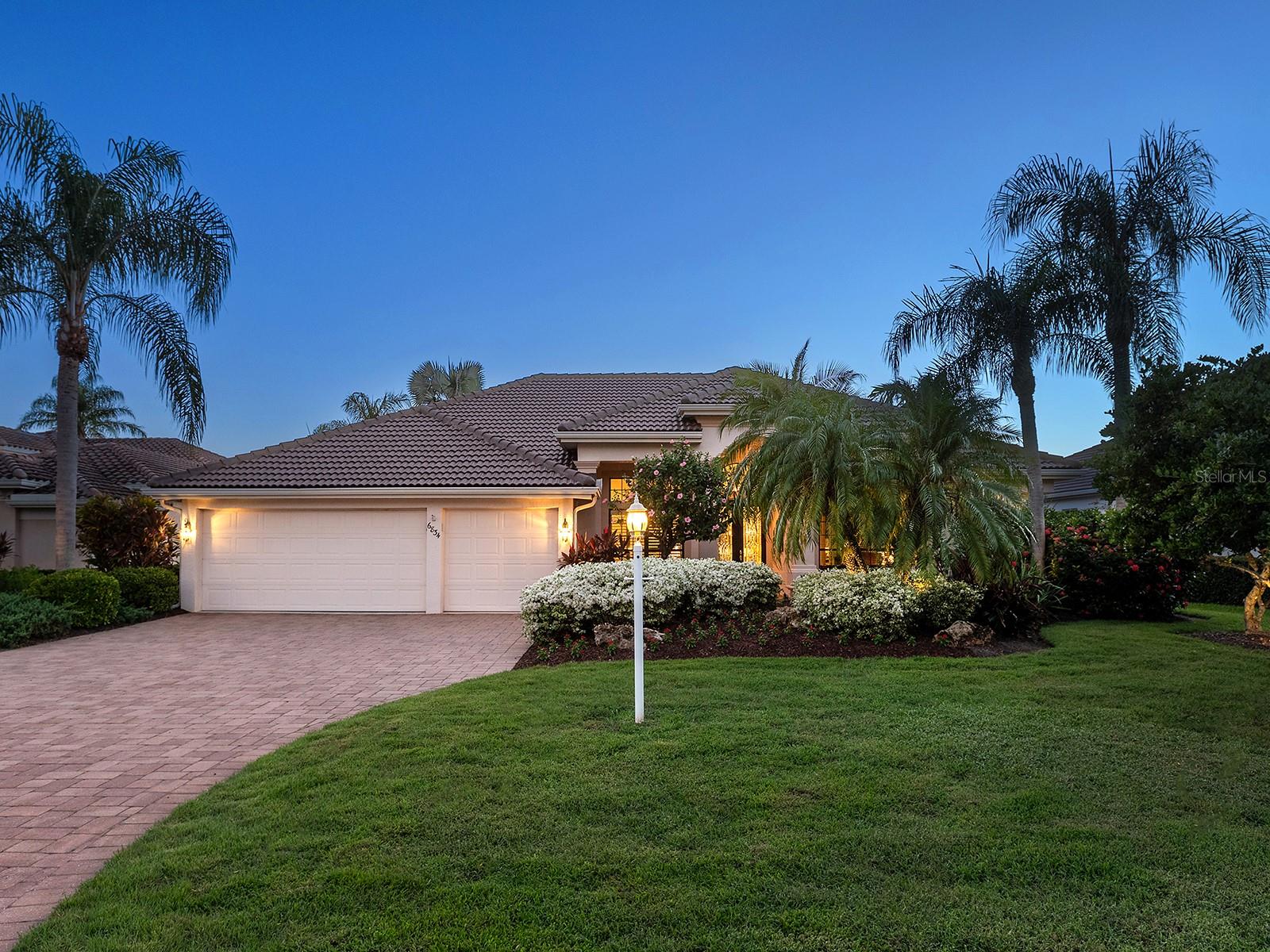 Details for 6834 Turnberry Isle Court, LAKEWOOD RANCH, FL 34202