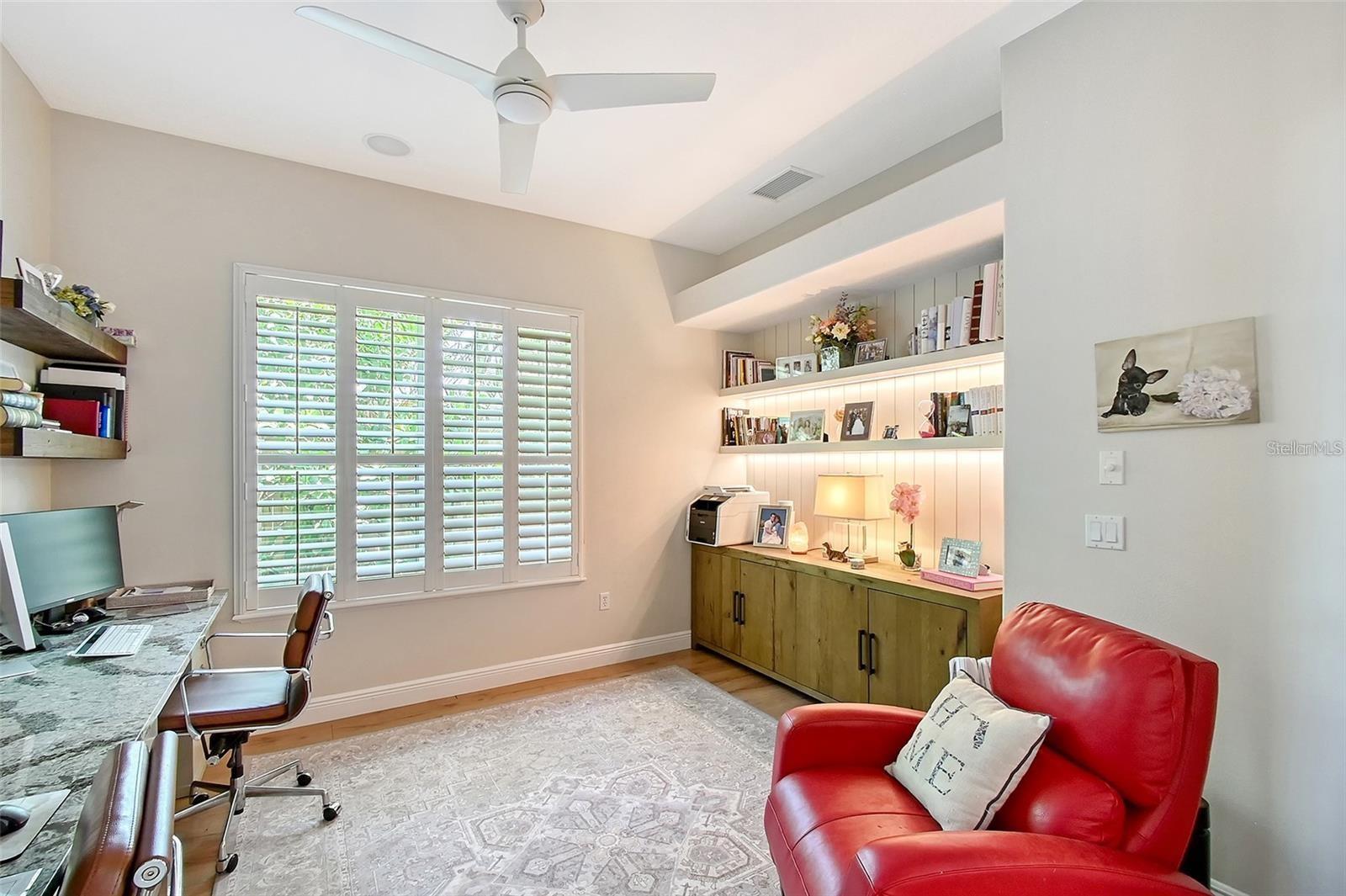 Image 16 of 42 For 3921 Maravic Place