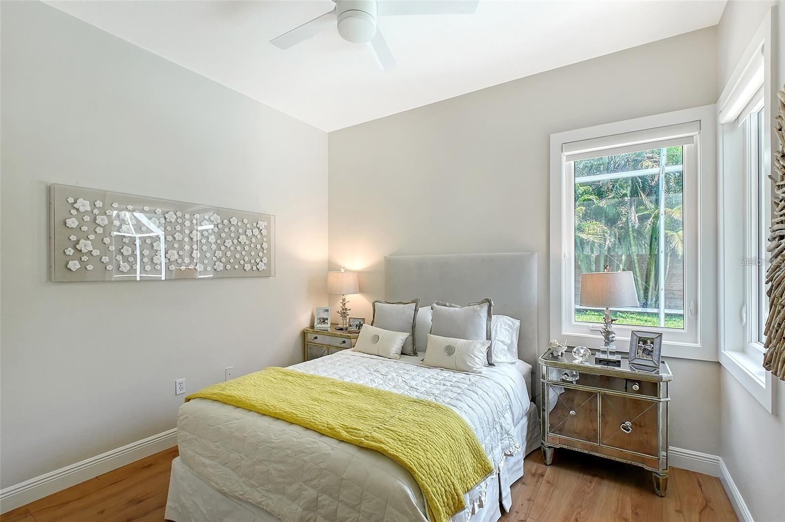 Image 23 of 42 For 3921 Maravic Place