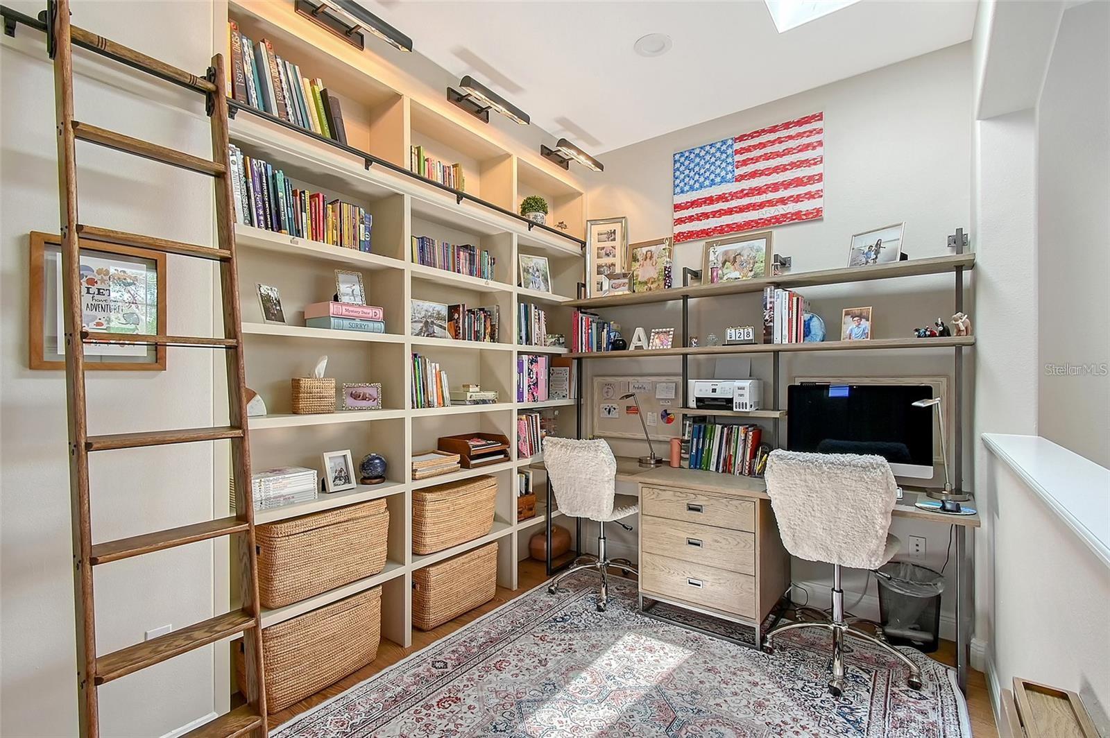 Image 26 of 42 For 3921 Maravic Place