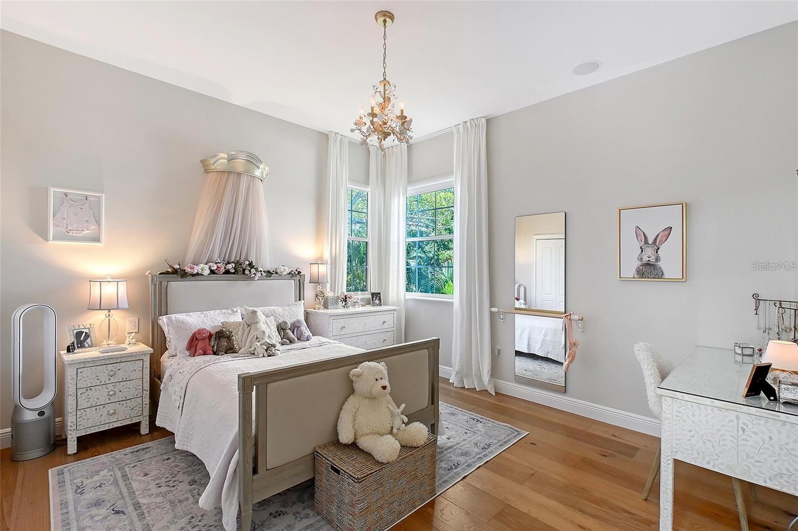 Image 27 of 42 For 3921 Maravic Place