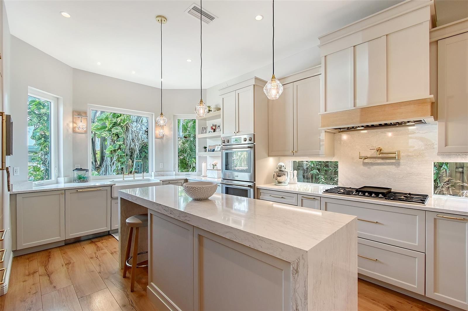 Image 7 of 42 For 3921 Maravic Place