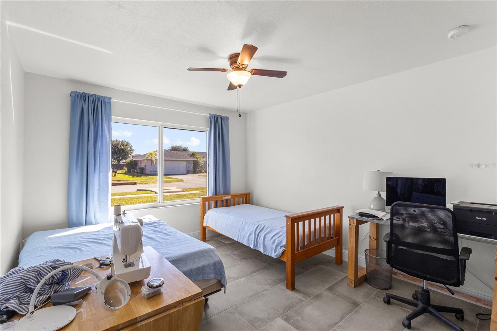 Image 18 of 54 For 13384 Darnell Avenue