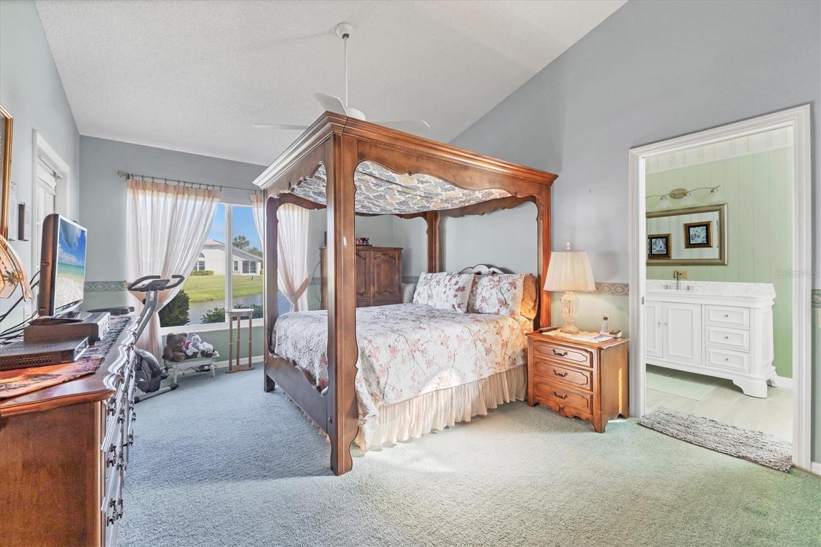 Image 17 of 41 For 4418 Muirfield Drive