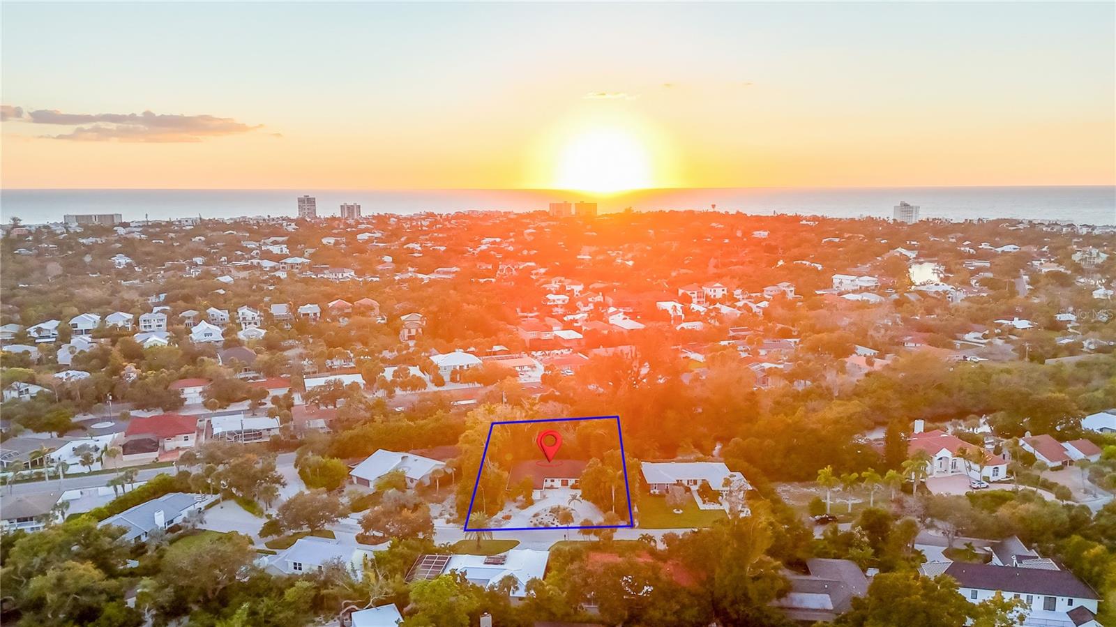 Image 4 of 94 For 635 Tropical Circle