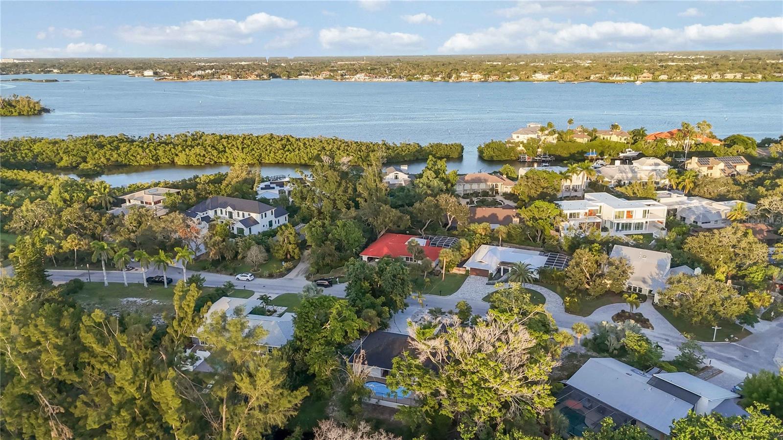 Image 58 of 94 For 635 Tropical Circle