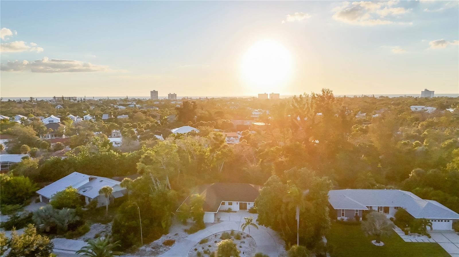 Image 61 of 94 For 635 Tropical Circle