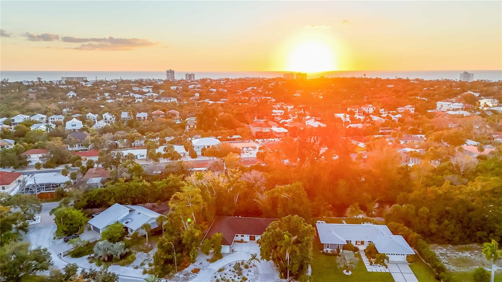 Image 65 of 94 For 635 Tropical Circle