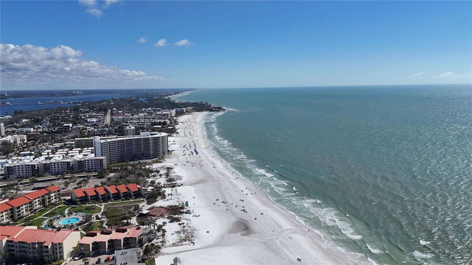 Image 69 of 94 For 635 Tropical Circle