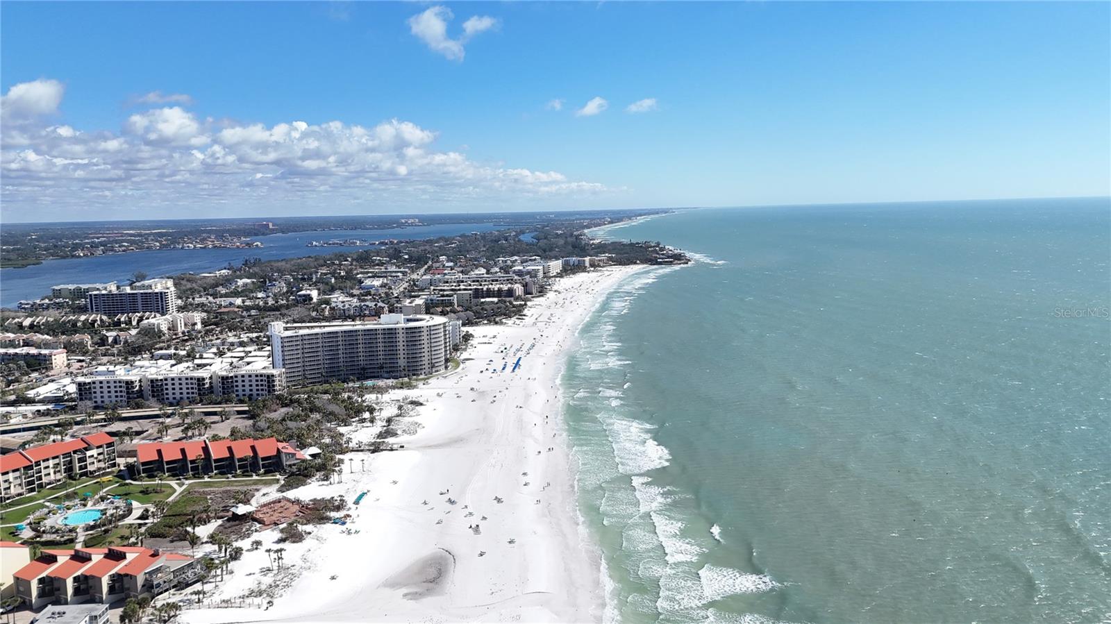 Image 74 of 94 For 635 Tropical Circle