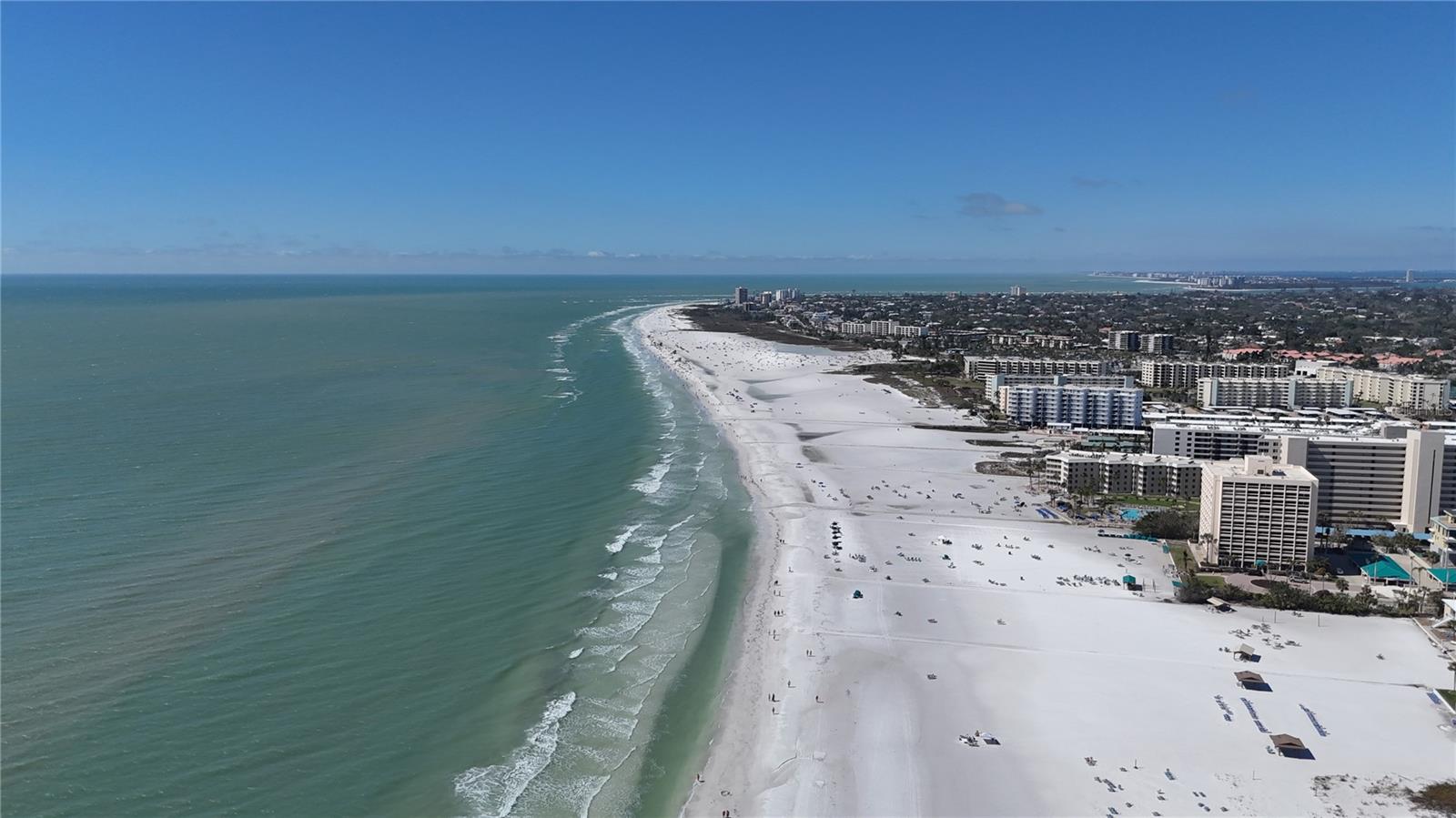 Image 75 of 94 For 635 Tropical Circle